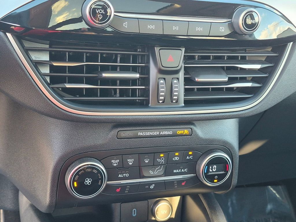Used 2020 Ford Escape SEL AWD/4WD image 18