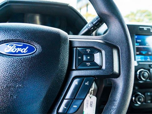 Used 2019 Ford F150 XL w/ Equipment Group 101A Mid RWD image 10