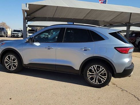 Used 2022 Ford Escape SEL w/ Technology Package image 7