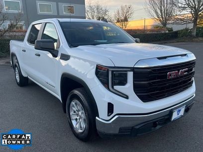 Used 2022 GMC Sierra 1500 Pro w/ Pro Value Package