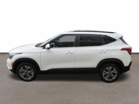 Used 2024 Kia Seltos S AWD/4WD image 7