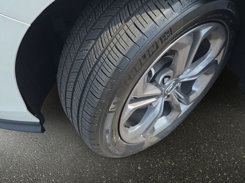 Used 2024 Honda Accord EX image 33