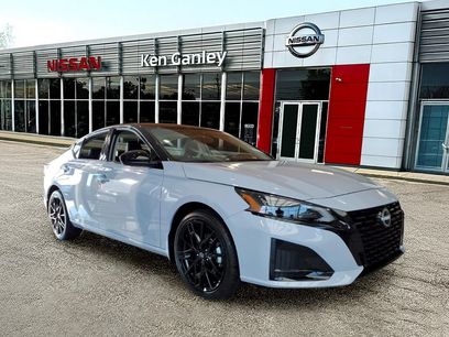 New 2026 Nissan Altima 2.5 SR w/ SR Midnight Edition Package
