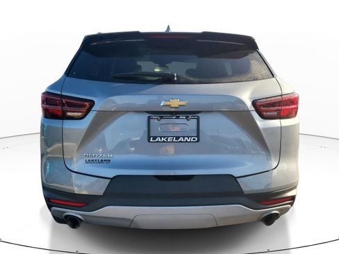 Used 2024 Chevrolet Blazer LT w/ Convenience Package FWD image 5