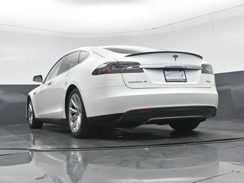 Used 2013 Tesla Model S Performance image 46