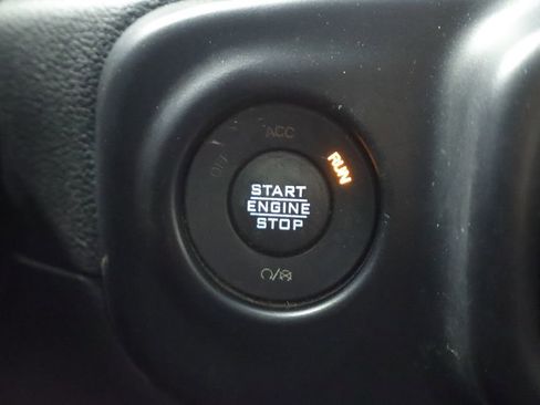 Certified 2022 Jeep Wrangler Unlimited Sport AWD/4WD image 33