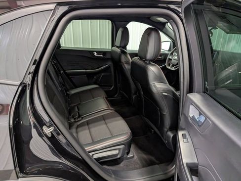 Used 2025 Ford Escape ST-Line image 25