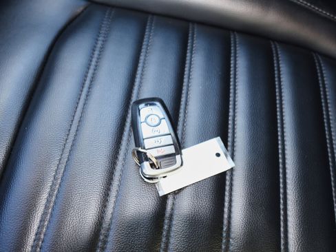 Used 2023 Ford Edge SEL w/ Convenience Package image 25