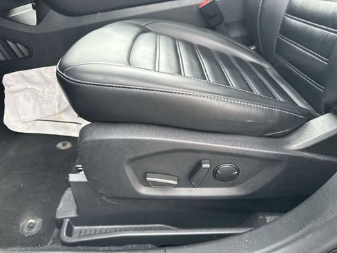 Used 2024 Ford Edge SEL w/ Convenience Package image 16