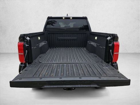 Used 2025 Toyota Tacoma SR5 AWD/4WD image 6