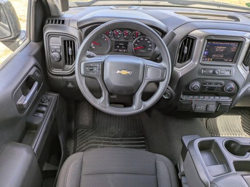 Used 2023 Chevrolet Silverado 1500 Custom image 15