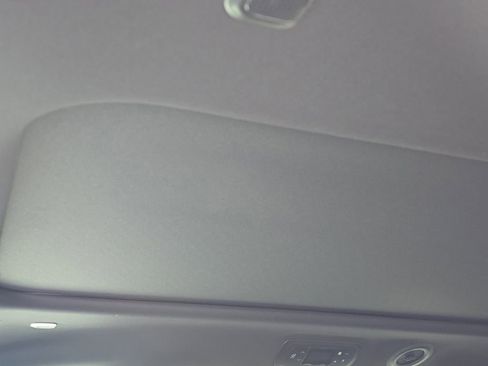 New 2026 Chrysler Pacifica Limited w/ Uconnect Theater Family Group image 15