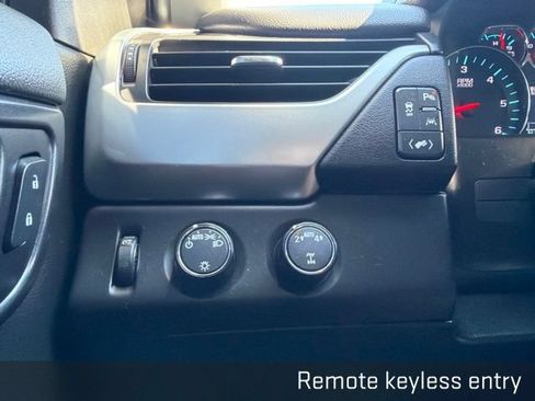 Used 2018 Chevrolet Tahoe LT AWD/4WD image 44