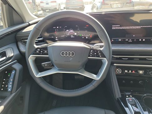 Certified 2025 Audi Q5 Premium w/ Convenience Package image 19