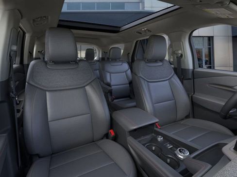 New 2026 Ford Explorer Active w/ Active Comfort Package image 11