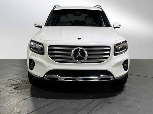 Certified 2025 Mercedes-Benz GLB 250 4MATIC image 8