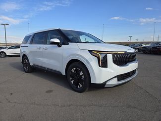 New 2026 Kia Carnival LXS video 2