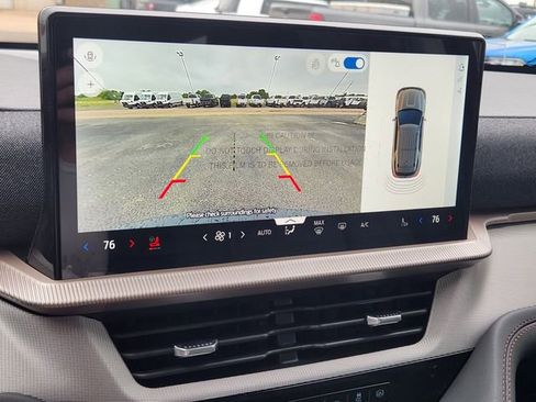New 2026 Ford Explorer Active RWD image 17