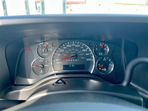 New 2025 GMC Savana 2500 w/ Communications Package image 11