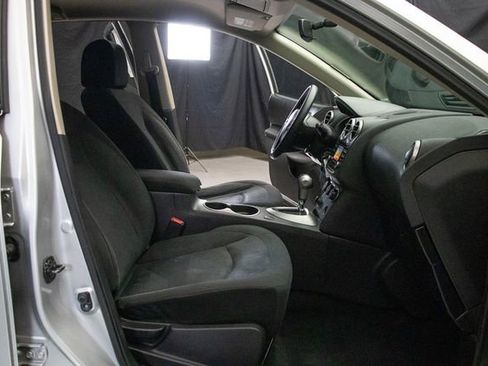 Used 2015 Nissan Rogue S w/ Convenience Package image 19