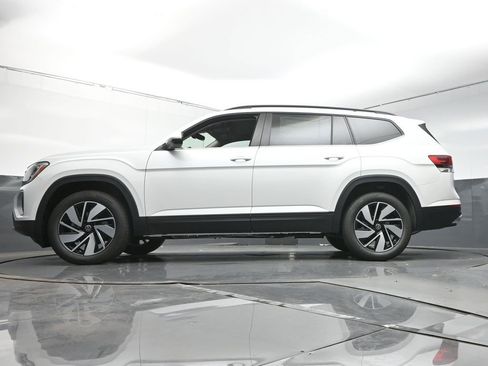 New 2026 Volkswagen Atlas SE image 38