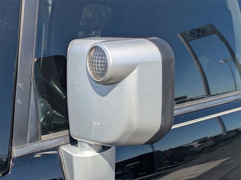 Used 2014 Toyota FJ Cruiser 4WD w/ Upgrade Package image 13