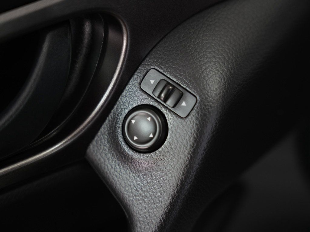 Used 2018 Nissan Rogue Sport S FWD image 37