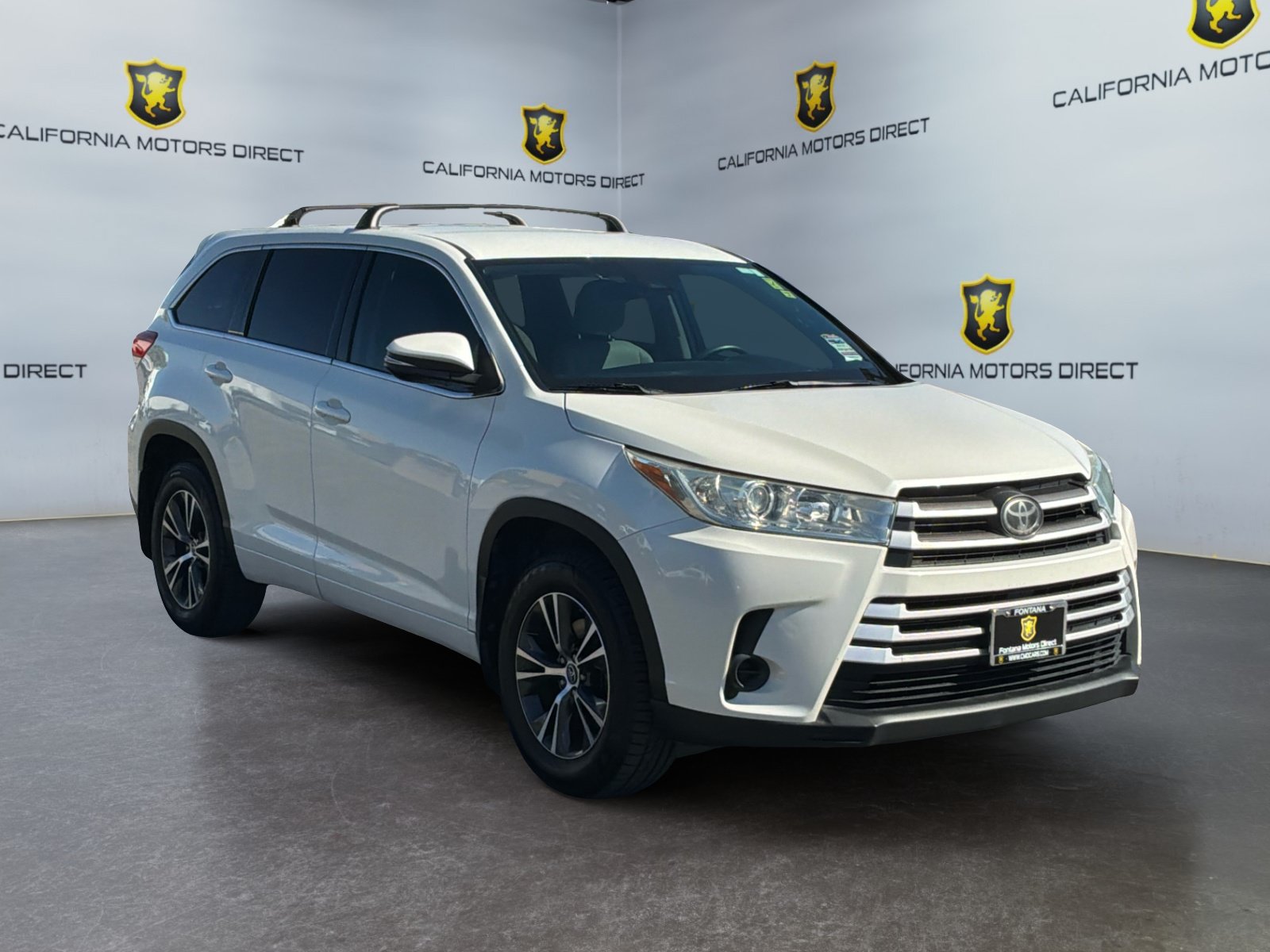 Used 2018 Toyota Highlander LE FWD image 7