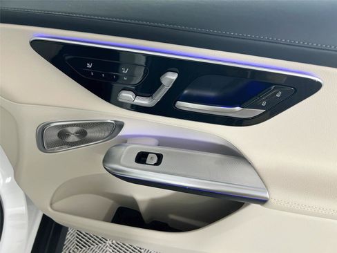 Certified 2023 Mercedes-Benz GLC 300 4MATIC image 30