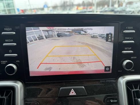 Certified 2021 Kia Sorento S w/ Panoramic Sunroof Package image 12