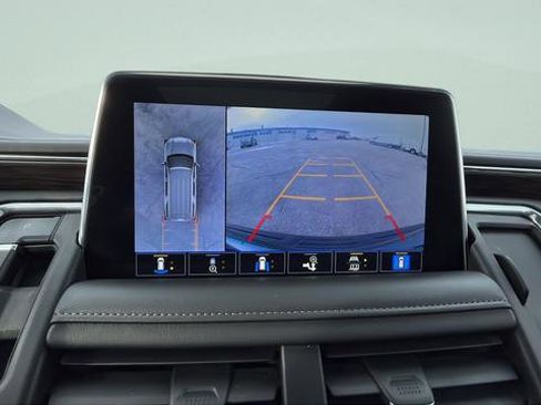 Used 2021 Chevrolet Tahoe LT w/ Luxury Package image 14