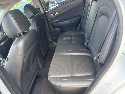 Used 2020 Hyundai Kona Limited w/ Cargo Package FWD image 21