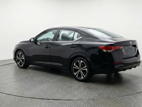 Used 2025 Nissan Sentra SV image 6