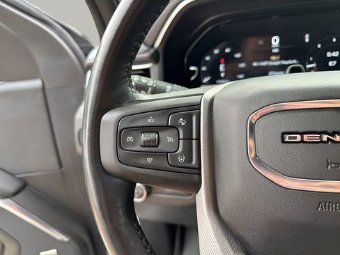 Used 2023 GMC Yukon XL Denali w/ Denali Reserve Package RWD image 30