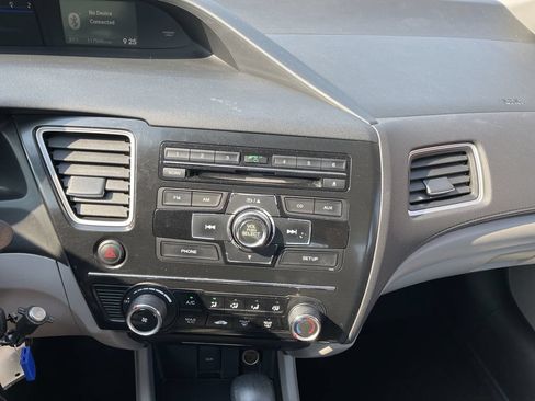 Used 2013 Honda Civic LX image 18