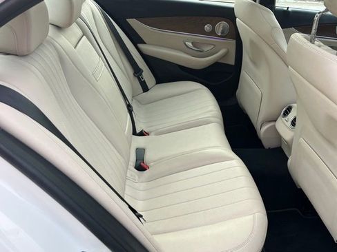 Used 2020 Mercedes-Benz E 350 4MATIC Sedan image 23