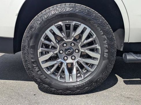 Certified 2025 Chevrolet Tahoe Z71 AWD/4WD image 10