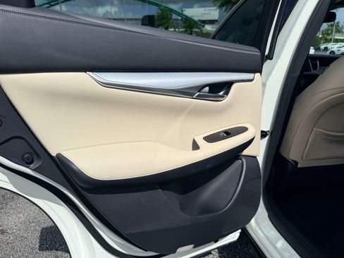 Used 2021 INFINITI QX50 Luxe image 16