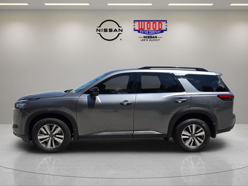 Used 2026 Nissan Pathfinder SL AWD/4WD image 5