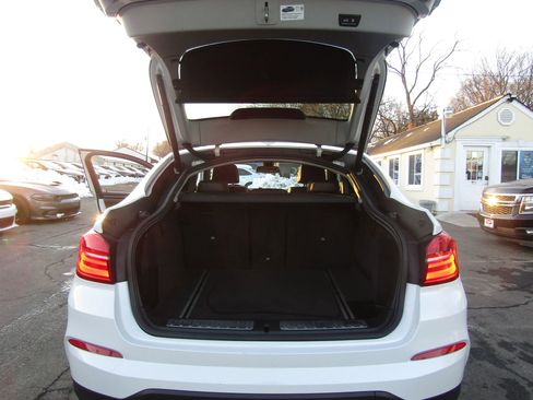 Used 2015 BMW X4 xDrive28i image 16