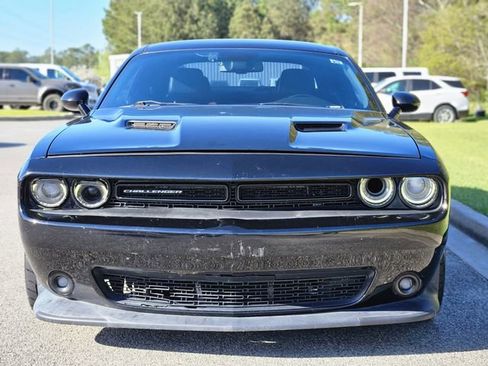 Used 2017 Dodge Challenger R/T Scat Pack w/ Dynamics Package image 2