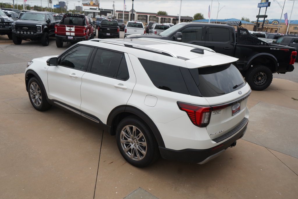 New 2027 Ford Explorer Platinum RWD image 13