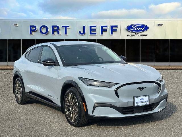 Certified 2024 Ford Mustang Mach-E Premium AWD/4WD image 3