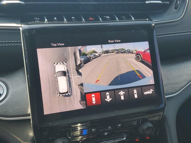 Used 2023 Jeep Grand Cherokee L Limited w/ Luxury Tech Group II RWD image 21