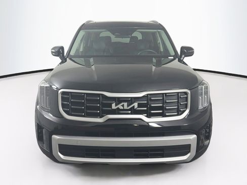 Used 2025 Kia Telluride S AWD/4WD image 2