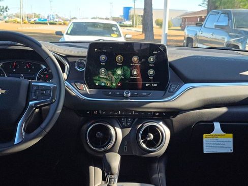 New 2026 Chevrolet Blazer LT w/ Midnight/Sport Edition image 17