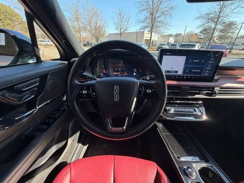 Certified 2023 Lincoln Corsair Reserve w/ Equipment Group 201A image 8