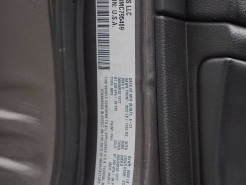 Certified 2021 Jeep Grand Cherokee Laredo X AWD/4WD image 8