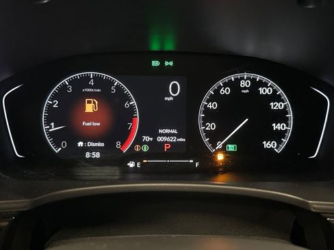 Used 2025 Honda Civic Sport image 10