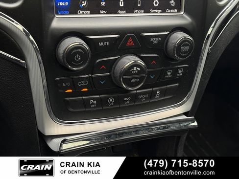 Used 2018 Jeep Grand Cherokee Limited AWD/4WD image 14